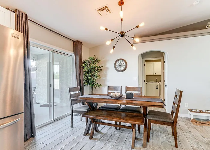 3 Mi To London Bridge: W/ Patio & Grill! * Lake Havasu City